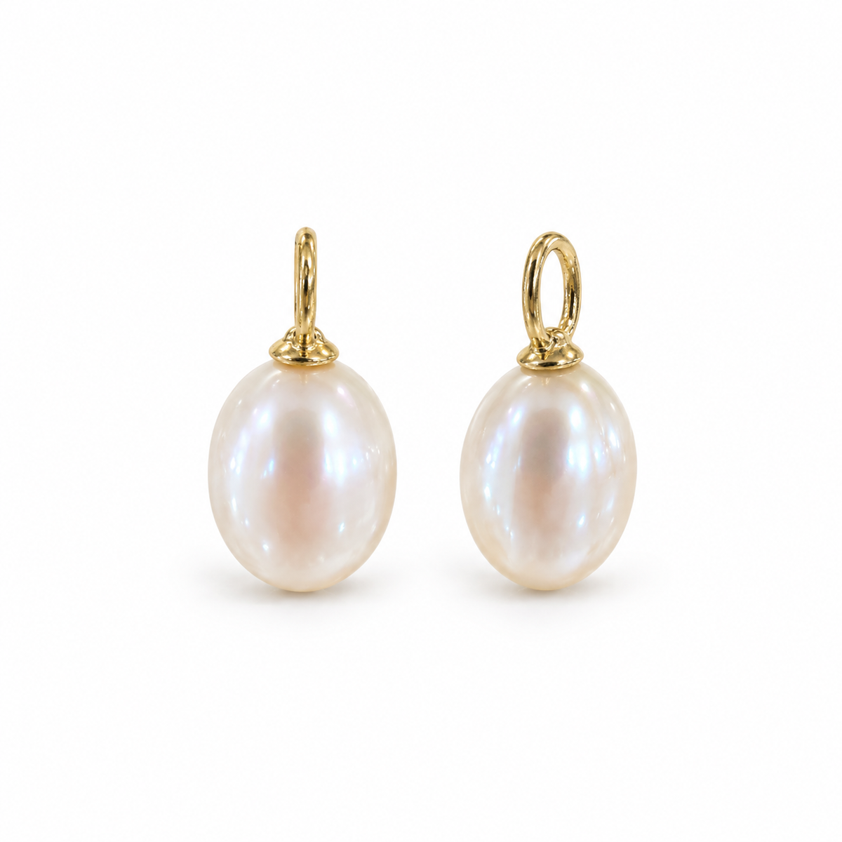 Detachable oval pearl charms included in this bundle