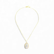 Load image into Gallery viewer, Gold Vermeil Oval Moonstone Pendant Necklace