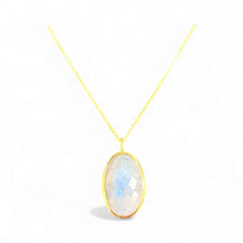 Load image into Gallery viewer, Gold Vermeil Oval Moonstone Pendant Necklace