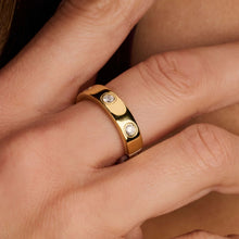 Load image into Gallery viewer, Ti Sento Classic Sterling Silver Vermeil &amp; Cz Ring
