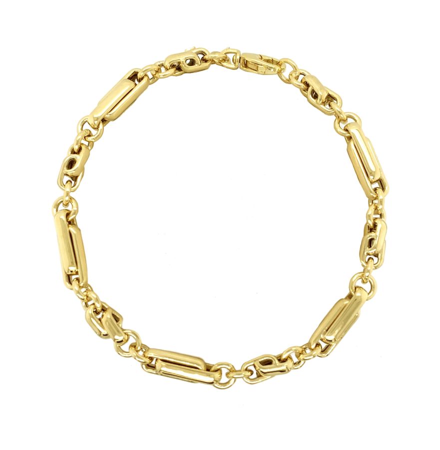 A yellow gold link chain bracelet with alternating elongated bar links and smaller connecting links, shown on a plain white background.