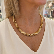 Load image into Gallery viewer, Gold Vermeil Rope Collar Necklace
