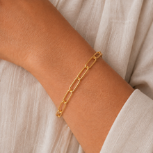 Load image into Gallery viewer, Gold Vermeil Paperclip Link Bracelet
