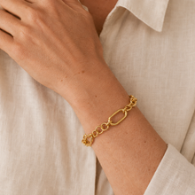 Load image into Gallery viewer, Gold Vermeil Mixed Link Chain Bracelet
