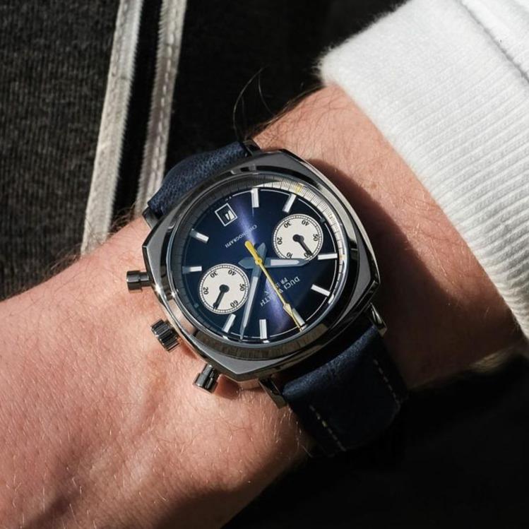 Chronograph 42 Blue Sunburst Men's Watch, view 3
