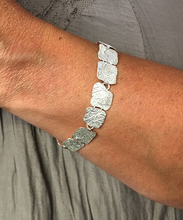 Load image into Gallery viewer, Silver Interlocking Bracelet

