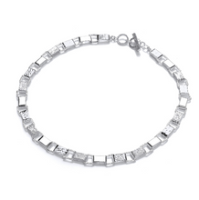 Load image into Gallery viewer, Silver Paperchain Necklace
