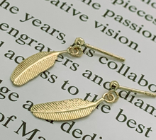 Load image into Gallery viewer, 9ct Yellow Gold Feather Drop Earrings
